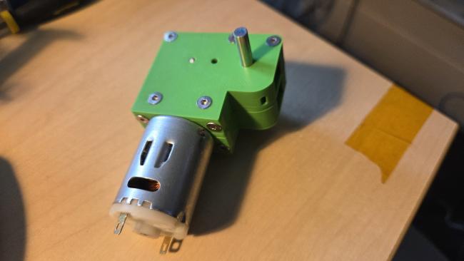 The completed split-case gearbox